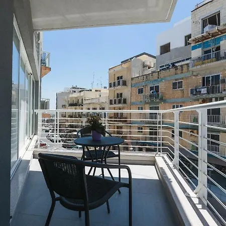 Spacious Modern *