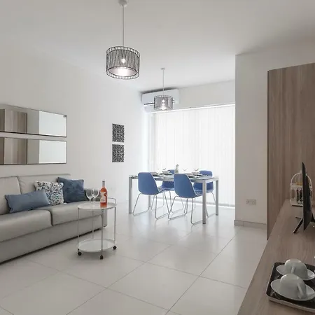 Spacious Modern St. Paul's Bay