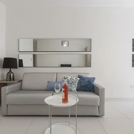 Spacious Modern Σεντ Πόλς Μπέι